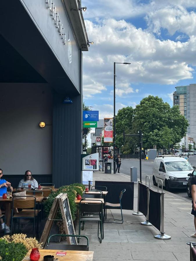 Modern Apartment In London Finchley Kültér fotó